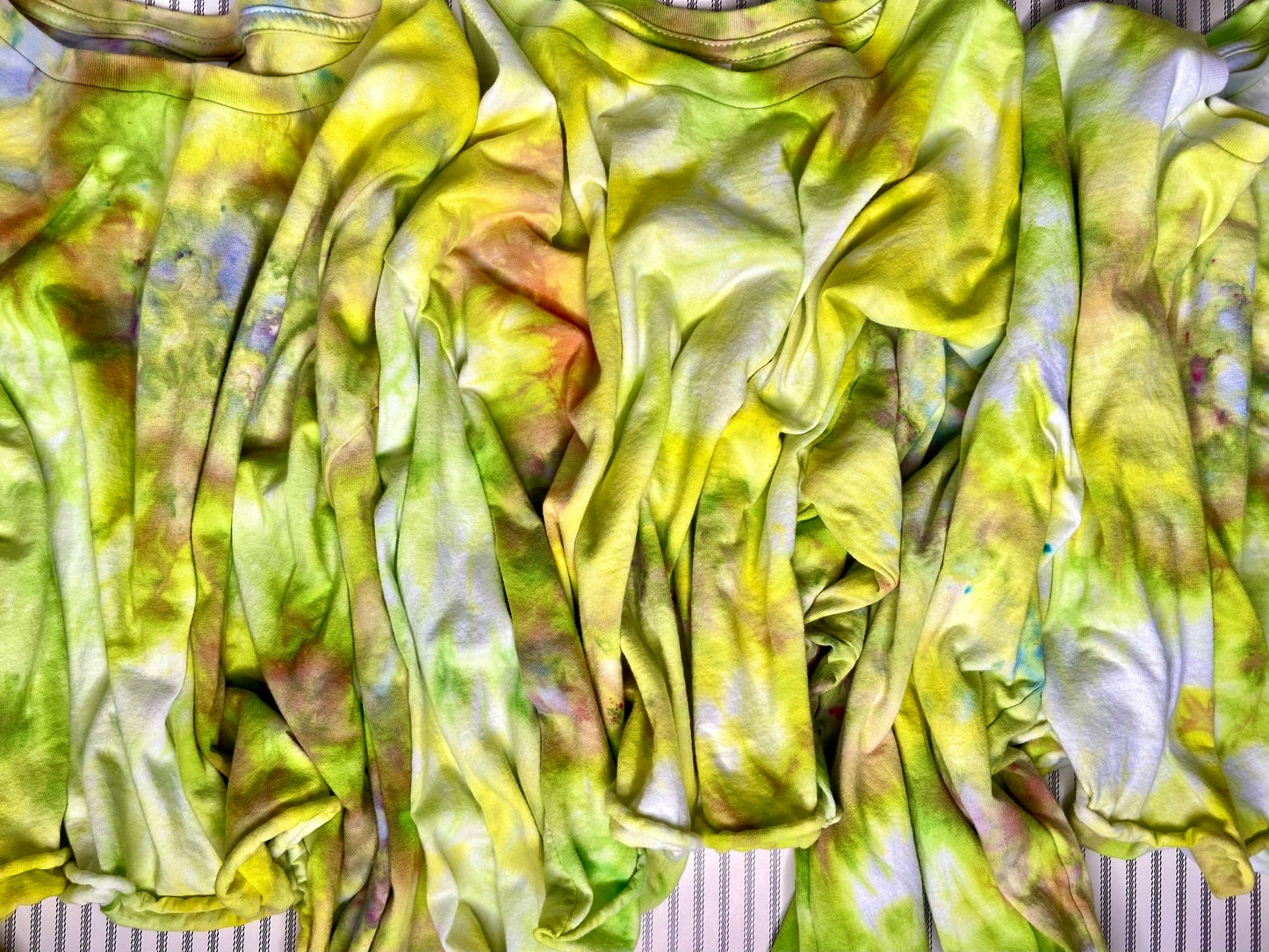 ice dyed crop long sleeve tee